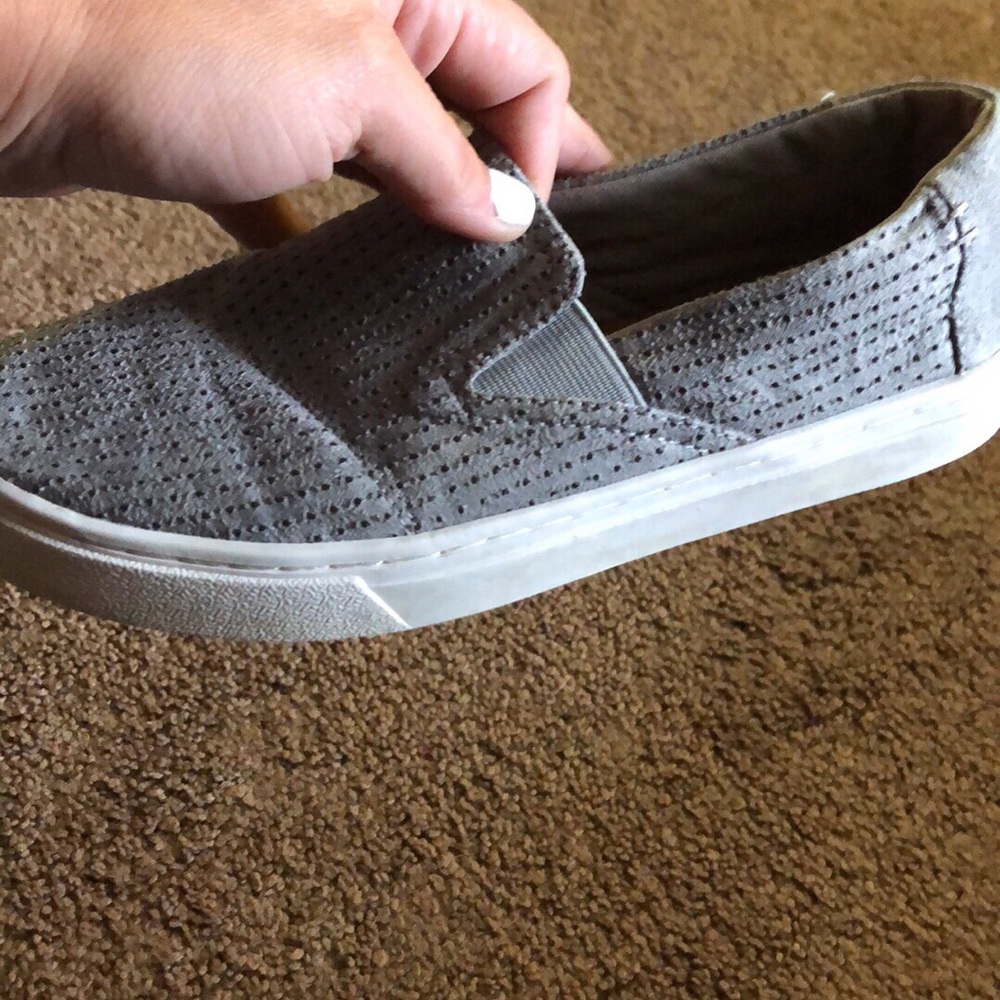 Girls Toms 2.5